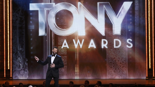 Hugh Jackman no logró subir rating de los premios Tony. (Reuters)