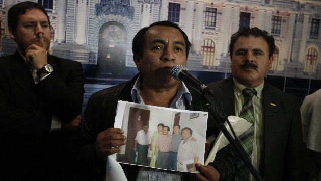 Chanduví dijo que no le tiene miedo a Humala y retó a Abugattás a desmentir los aportes de los mineros ilegales. (M. Zapata)