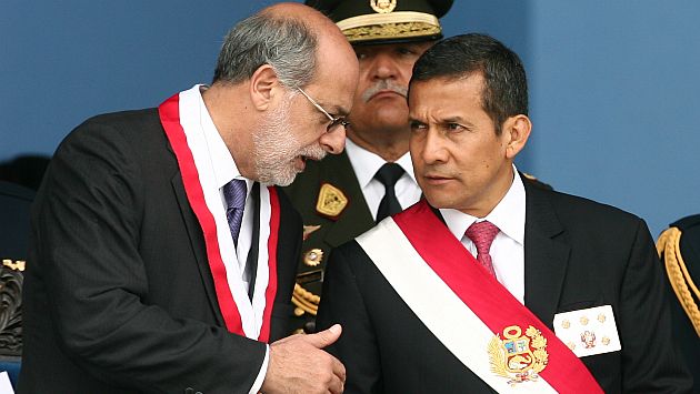 Preparan denuncia constitucional contra Humala y Abugattás. (David Vexelman)