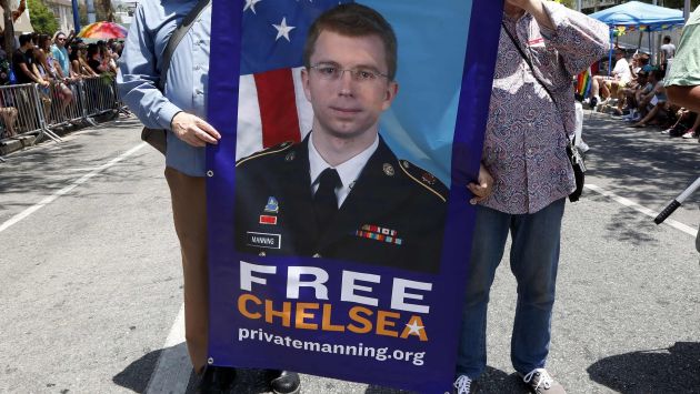 Manning pide un tratamiento hormonal para ser Chelsea. (Reuters)