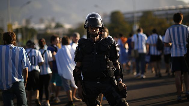 FIFA reforzará seguridad tras invasión en el Maracaná. (Bloomberg)