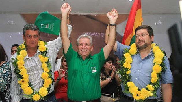 Los opositores Doria Medina (der.) y Suárez (izq.) conformaron una alianza para enfrentarse a Evo Morales. (EFE)