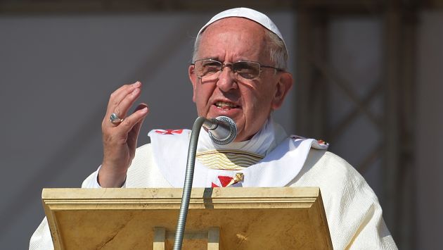 Papa Francisco indicó que la Iglesia ejercería todos sus esfuerzos para combatir el crimen organizado. (AFP)