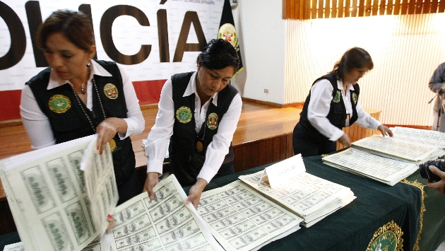 Centro de operaciones. Mafia fabricaba los billetes falsificados en una imprenta de la cuadra 3 del jirón Cañete, en el Centro de Lima. (Luis Gonzales)