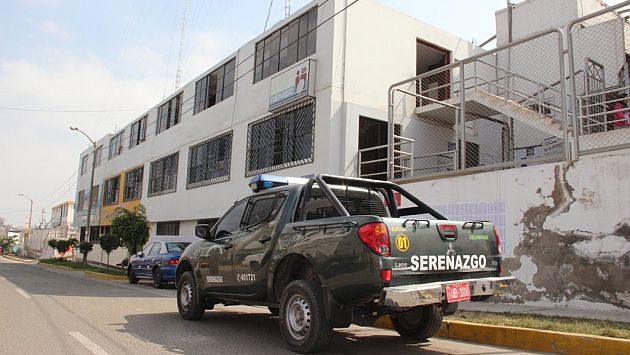 Delincuentes asaltan base de serenazgo en Trujillo. (Randy Cardozo)