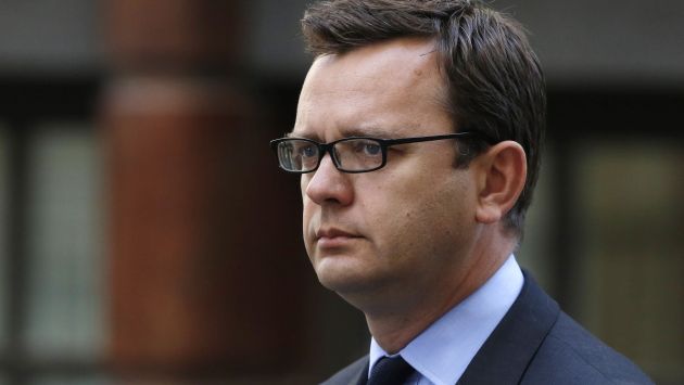 Andy Coulson, exredactor jefe del dominical News of the World, durante audiencia del lunes.  (Reuters)