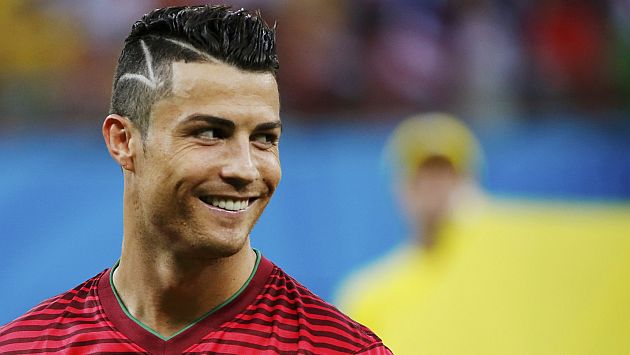 Look que estrenó Cristiano Ronaldo ante EEUU no es un gesto solidario. (Reuters)
