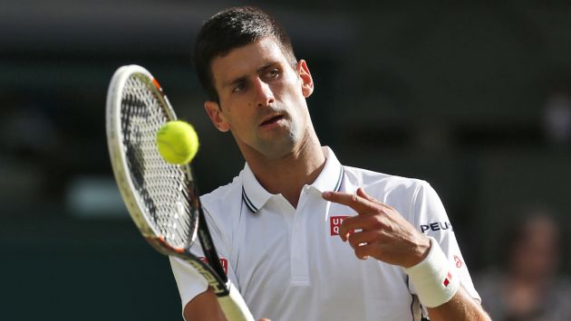 Djokovic avanzó a la tercera ronda de Wimbledon. (AP)