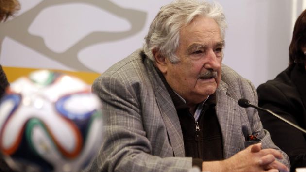 José Mujica ya había defendido a Suárez de sanción. (EFE)