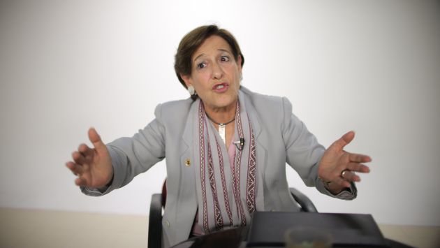Susana Villarán aún no cierra acuerdo con Diálogo Vecinal para postular a la reelección. (Perú21)