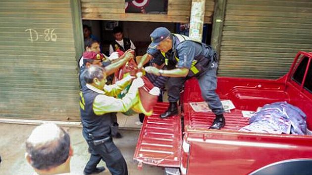 Sicarios asesinan a tres hombres dentro de un mercado en Trujillo. (Diario La Industria)