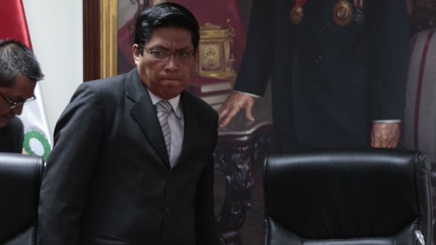 Parlamentario Vicente Zeballos cuestiona aparente blindaje. (César Fajardo)