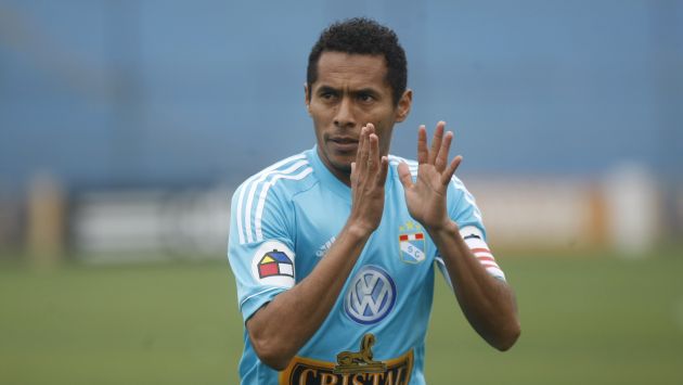 Carlos Lobatón, el prototipo de jugador que la selección peruana necesita. (Perú21)