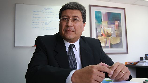 Asesor de la PCM renuncia ante reportaje comprometedor de ‘Cuarto Poder’. (USI)