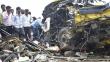 India: Tren arrolló bus escolar y dejó 18 niños muertos