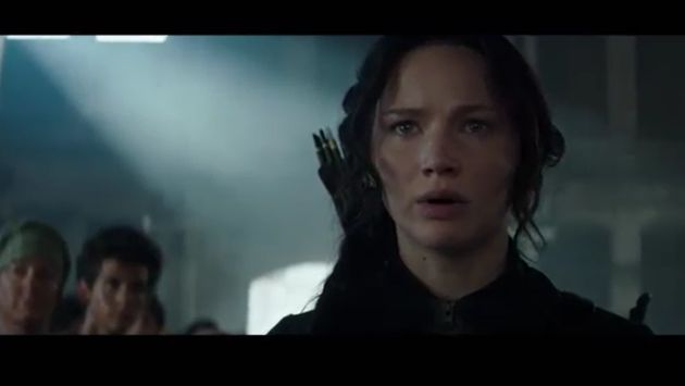 Katniss Everdeen en el Distrito 13. (Los juegos del hambre en YouTube)
