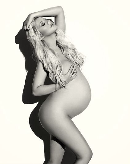 Christina Aguilera posó desnuda para V Magazine.  (V Magazine)