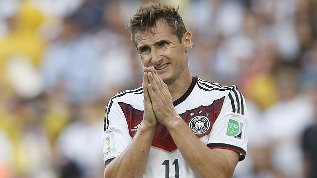 Miroslav Klose cierra un ciclo. (AFP)