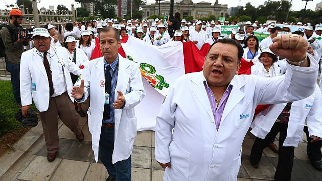 Federación Médica Peruana aún no decide levantar la huelga. (Rafael Cornejo)
