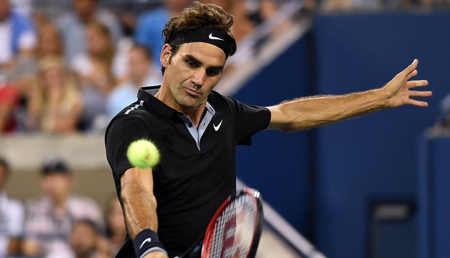 El suizo Roger Federer se impuso por 6-3, 6-4 y 7-6 (7-4) al australiano Marinko Matosevic. (AFP)