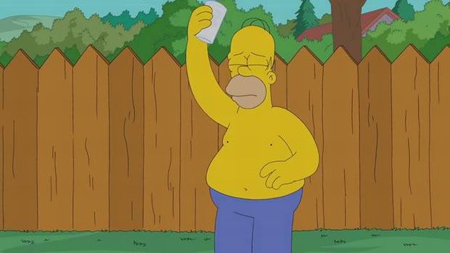 Al final, le llovió de todo a Homero. (Animation Domination en YouTube)