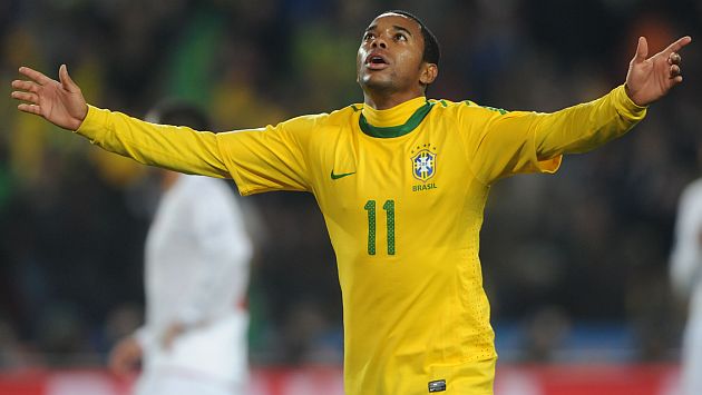 Robinho vuelve a la selección de Brasil en reemplazo de Hulk. (AFP)