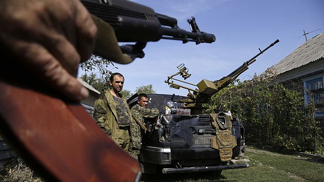 Tregua se debilita ante nuevos ataques en el este de Ucrania. (AP)