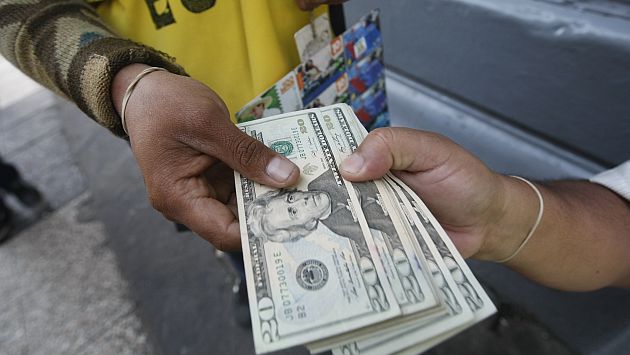 El dólar ganó un 0.14% con respecto a la cotización previa. (Mario Zapata)