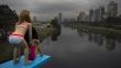 Sao Paulo: ‘Bañistas’ se lanzan a las aguas negras de río contaminado [Fotos]