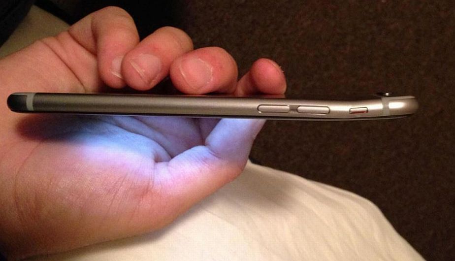 A solo unos días de su lanzamiento, salió una queja contra el iPhone 6. (@ING en Twitter)