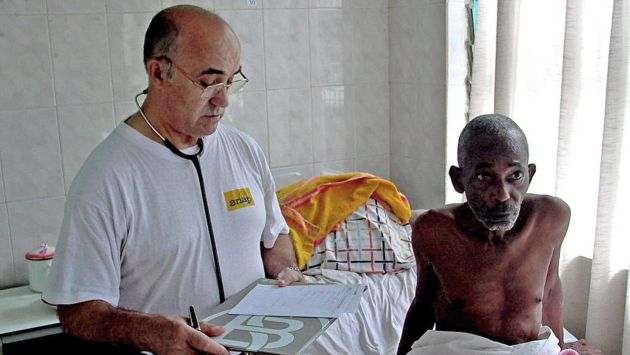 Manuel García Viejo ayudaba a enfermos en Sierra Leona. (EFE)