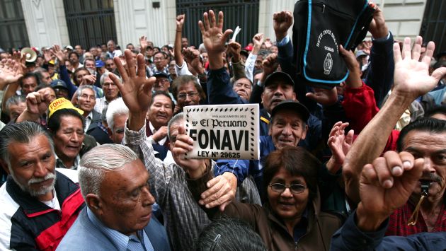 Fonavistas afirman que el Gobierno debe devolver S/.10 mil a cada aportante. (Perú21)