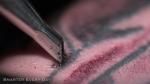 Video muestra en slowmotion cómo las agujas pintan la piel. (Smarter Every Day)