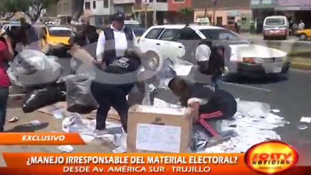 Personal de ODPE se llevaron cajas con material electoral. (Soltv Canal en YouTube)
