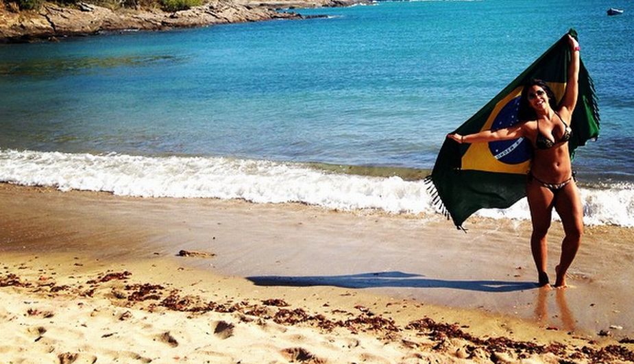 Vania Bludau adelanta su verano en las playas de Brasil. (Instagram Vania Bludau)