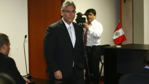 Jorge del Castillo dice que gobierno tiene afán de meter a prisión a un ministro aprista. (USI)