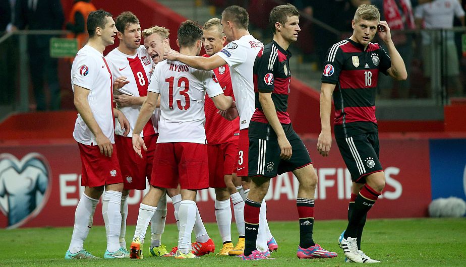Polonia dio la sorpresa al derrotar por 2-0 a Alemania en la fase previa a la Eurocopa 2016. (EFE)