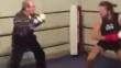 YouTube: Anciano le dio una paliza a un hombre en combate de boxeo