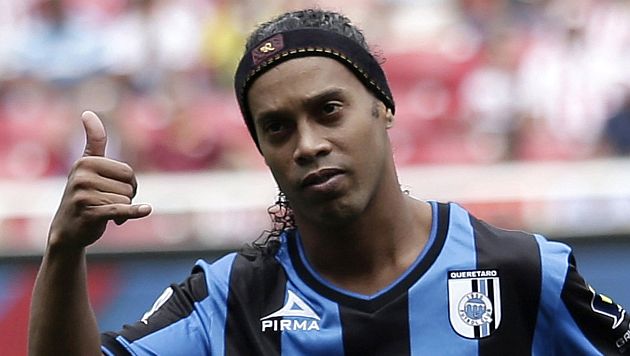 “El domingo vamos a las urnas para cambiar nuestro país”, tuiteó Ronaldinho. (Reuters)