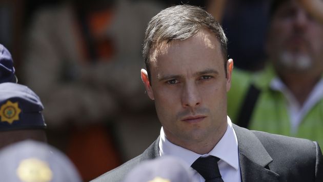 Oscar Pistorius cumple condena de 5  años en cárcel de Pretoria. (AP)