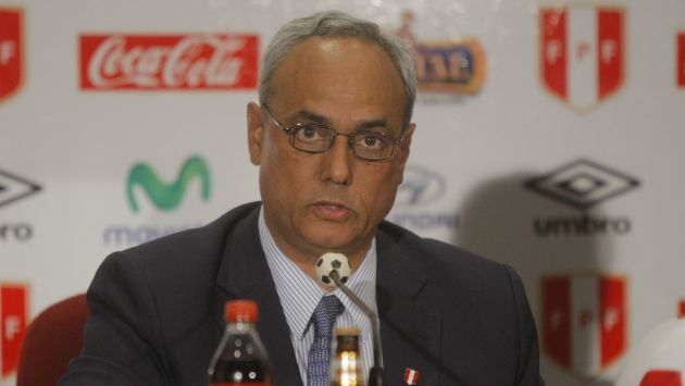 Fiscalía aclaró que FIFA no puede impedir investigación a Manuel Burga. (Perú21)