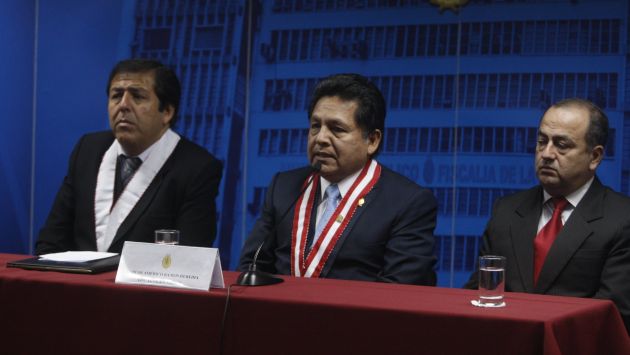 Fiscal de la Nación, Carlos Ramos Heredia, hizo el anuncio en conferencia de prensa. (Roberto Cáceres)