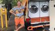 Australia: Dos amigos ayudan a indigentes a lavar sus prendas de vestir