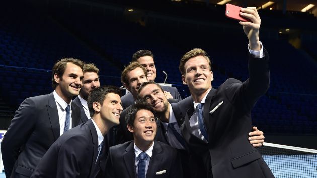 Digan ‘cheese’. Djokovic, Federer y los demás están listos. (Reuters)