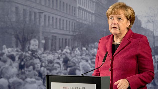 Angela Merkel recordó que la caída del muro de Berlín significó el fin de la Guerra Fría. (EFE)