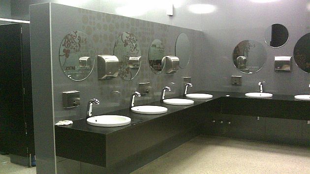 Baños en los centros comerciales podrían ser usados de forma gratuita. (Cortesía: olvidandocaminos.blogspot.com)