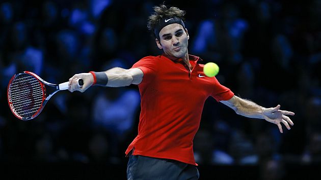 Roger Federer humilló a Murray y avanza a semifinales del Masters de Londres. (AP)