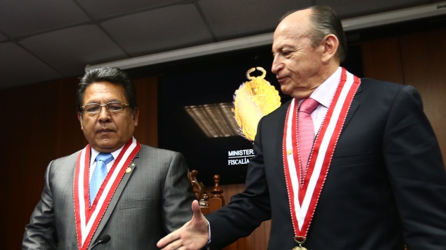 Que hablen. Ramos Heredia y Peláez Bardales en la Fiscalía. (Rafael Cornejo)