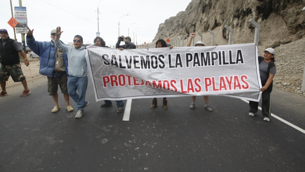 Protestan. Tablistas en contra de obras de ampliación de carriles. (Mario Zapata)