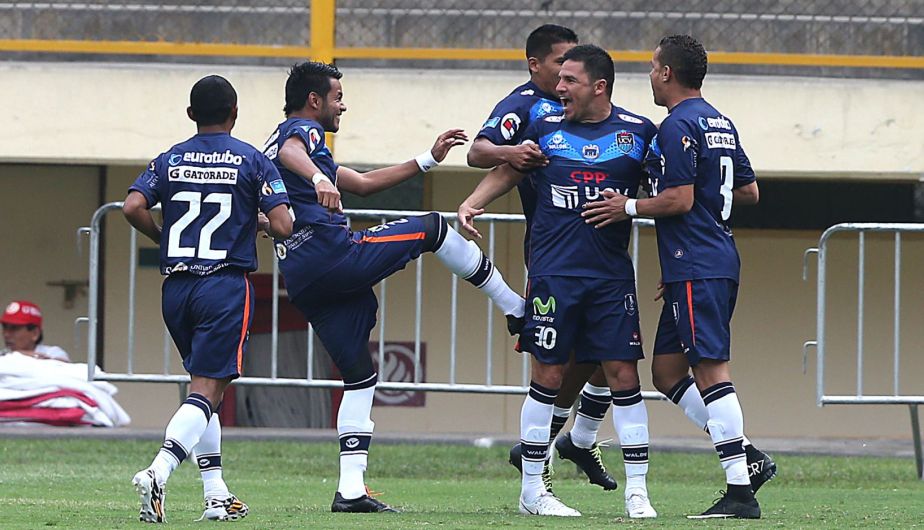 César Vallejo le ganó 2-1 a Universitario en el estadio Monumental. (Vidal Tarqui/Andina)